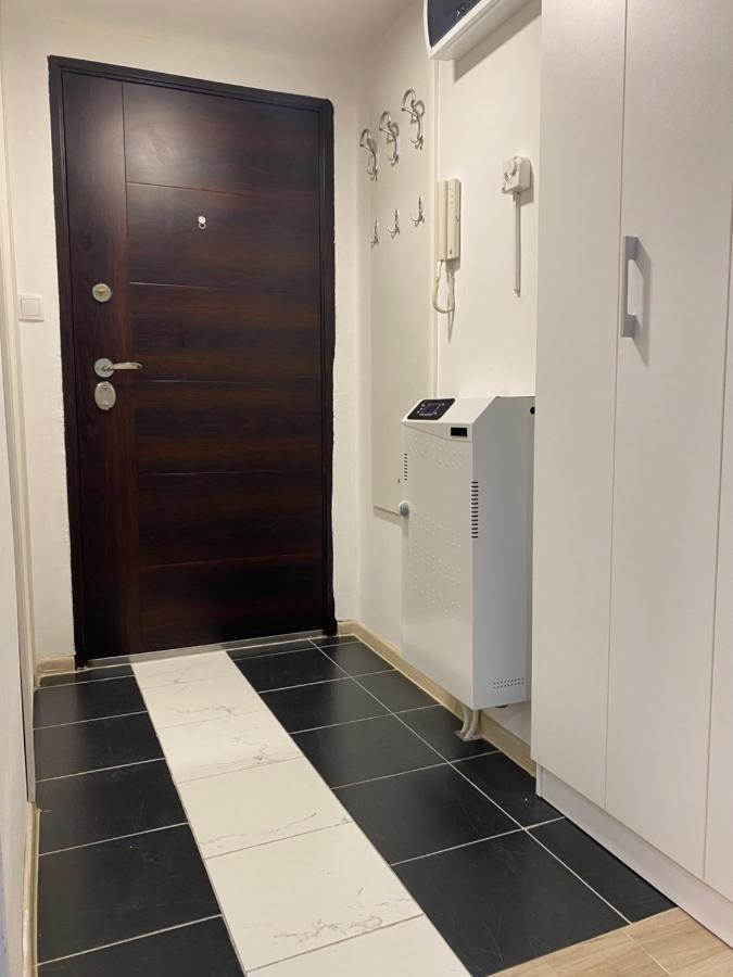Dream Apartments Surcin ภายนอก รูปภาพ